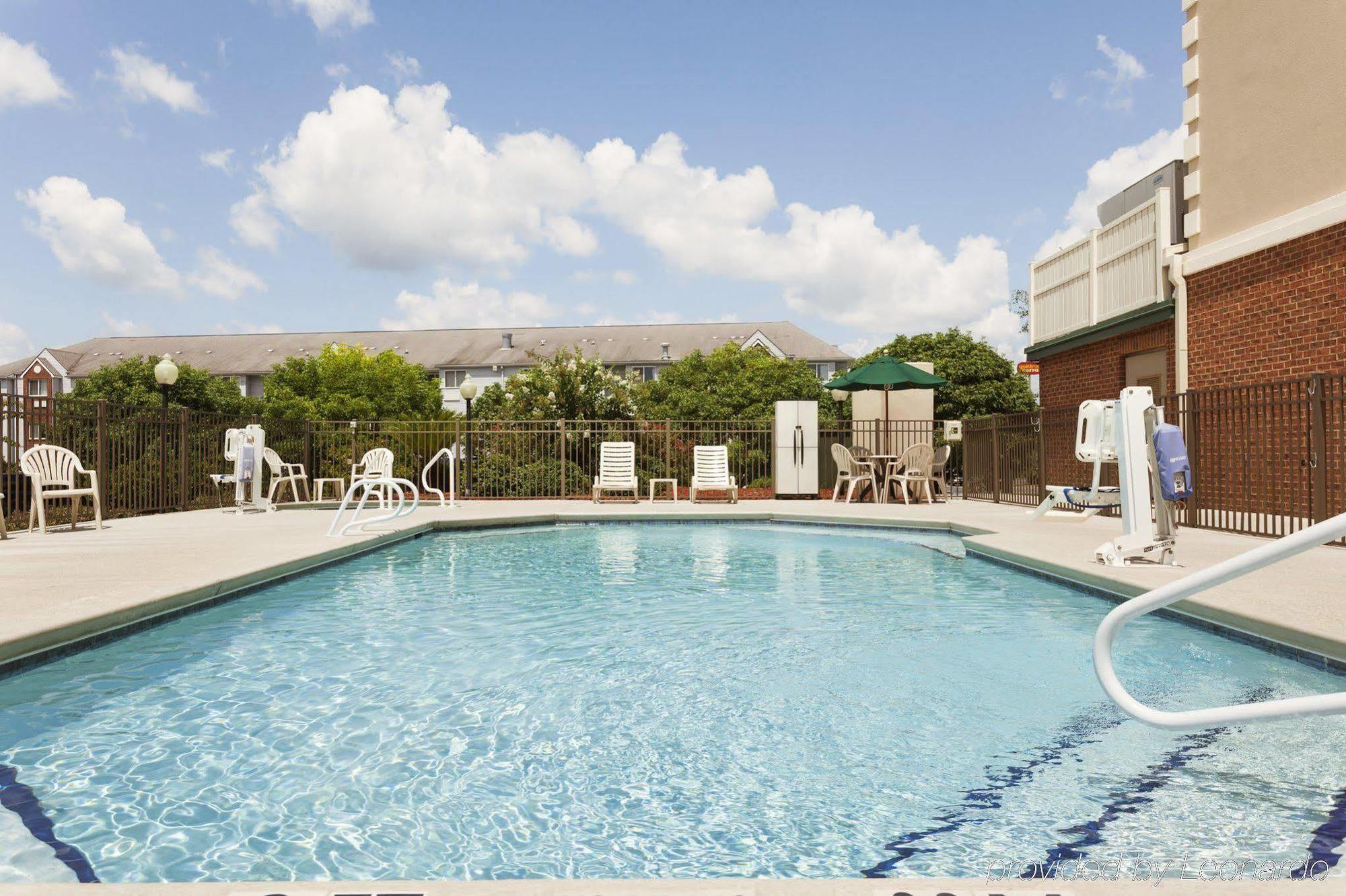 Country Inn & Suites By Radisson, Tifton, Ga מראה חיצוני תמונה